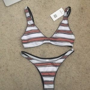 Striped bikini (L) Runs more like a medium
